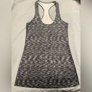Lululemon $9 for 1 or 3 for $21 Tank Bundle - Size 4